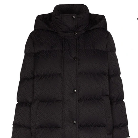Large Burberry Women’s Sellindge TB Jacquard Down Puffer Coat in Black - Picture 1 of 4